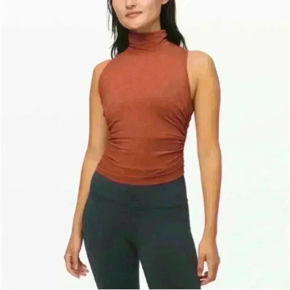 Lululemon See the Horizon cinched top, Size 4 - Picture 1 of 6